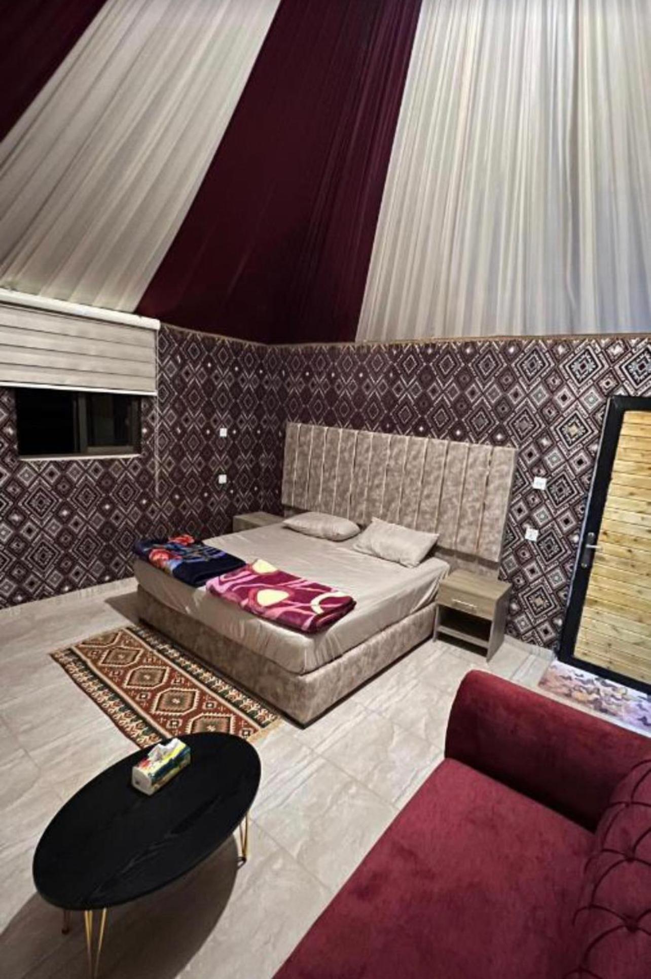 Rum Mountain Luxury Camp Aparthotel Wadi Rum Exteriör bild